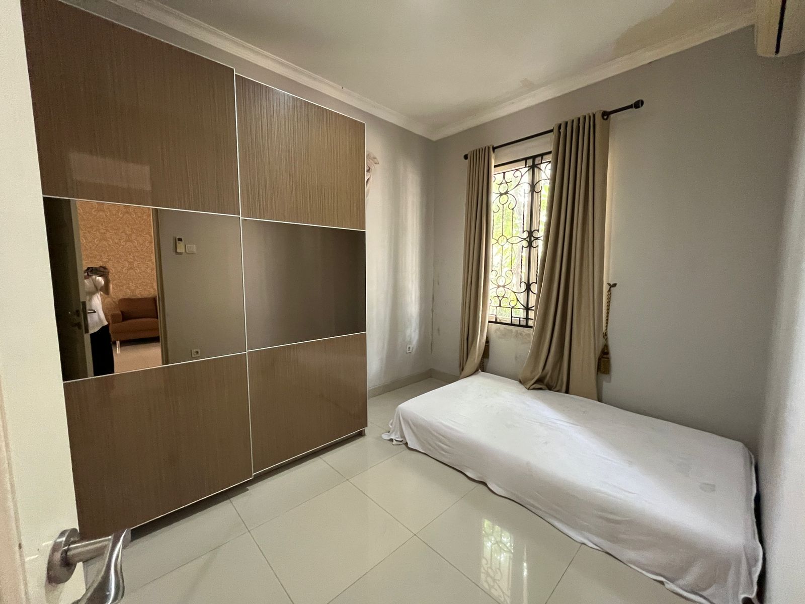 Rumah Disewakan Fully Furnished di Cluster Vassa Terrace Lippo Cikarang 